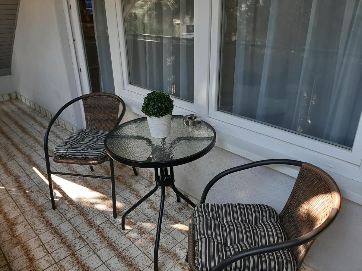 Nikolett Apartman Hajdúszoboszló Exterior foto