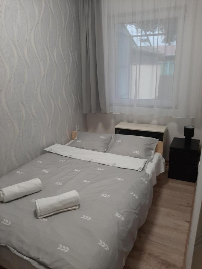 Nikolett Apartman Hajdúszoboszló Exterior foto